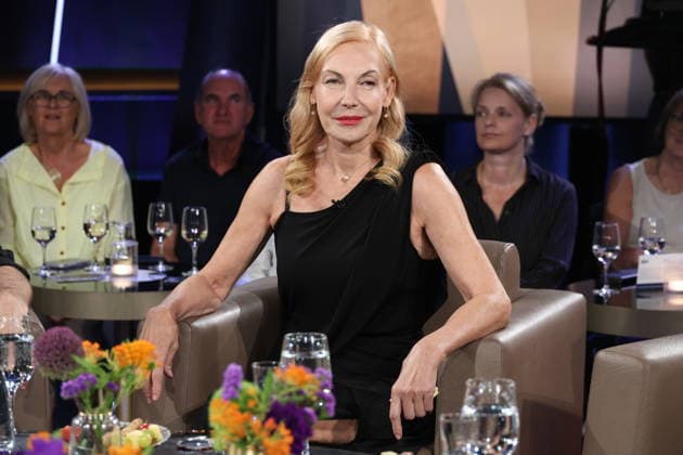 Ute Lemper, singer and actress, guest on the NDR Talk Show on August 28, 2026, on NDR Television’s Channel 3; photo op before the taping on July 3, 2026, at the Hamburg Lokstedt television studio