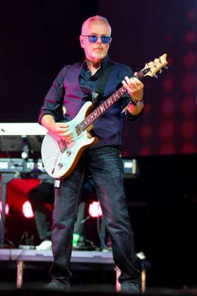 Nik Kershaw performing live at the 2026 Waltroper Parkfest in Waltrop City Park, August 28, 2026 Foto:xT.xSchröerx xFuturexImagex kershaw_6818