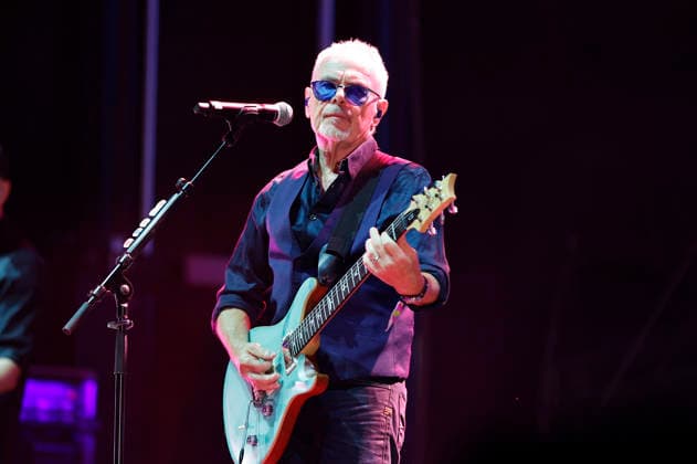 Nik Kershaw performing live at a concert at the 2026 Waltroper Parkfest in Waltrop City Park, August 28, 2026 Foto:xT.xSchröerx xFuturexImagex kershaw_6824