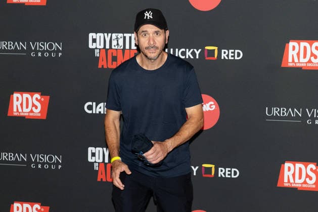 Gabriele Mainetti At Coyote Vs Acme Premiere - Rome Italian celebrity Gabriele Mainetti attends the red carpet premiere of the new film Coyote vs ACME in Rome, Italy on August 28, 2026. The film is based on Ian Frazier s 1990 New Yorker article of the same name, which in turn is based on the Wile E. Coyote character and the ACME Corporation from the Looney Tunes and Merrie Melodies cartoons. Photo by Andrea Bracaglia ABACAPRESS.COM Rome Italy Italy  Copyright: xBracagliaxAndrea ABACAx