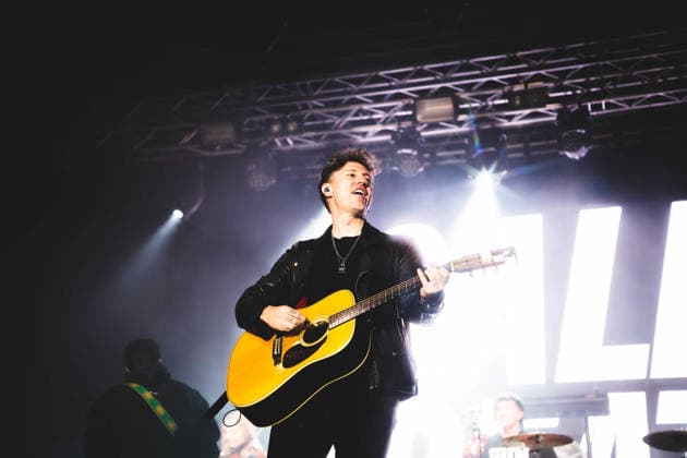 Callum Beattie performing live at Summer Nights on The Southside, Queen s Park Recreation Ground, Glasgow on Friday 28 August 2026. Callum Beattie performing live in the Big Top Tent at Summer Nights on The Southside in Queen s Park Recreation Ground, Glasgow. The Scottish singer-songwriter played a major headline outdoor show on the city s south side, performing anthemic tracks from his Scottish chart-topping releases. The summer concert formed part of the 2026 Summer Nights on The Southside series organised by Regular Music., Credit:Adam Hampton-Matthews Avalon  Copyright: xAdamxHampton-Matthewsx xAvalonx 1129011398
