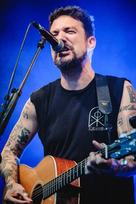 Frank Turner live in Rubigen, Switzerland Rubigen, Switzerland. 28th, August 2026. The English singer, songwriter and musician Frank Turner performs a live concert at Muhle Hunziken in Rubigen. Switzerland, Rubigen  Copyright: xGonzalesxPhoto TilmanxJentzschx