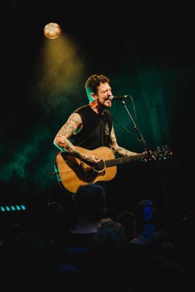 Frank Turner live in Rubigen, Switzerland Rubigen, Switzerland. 28th, August 2026. The English singer, songwriter and musician Frank Turner performs a live concert at Muhle Hunziken in Rubigen. Switzerland, Rubigen  Copyright: xGonzalesxPhoto TilmanxJentzschx