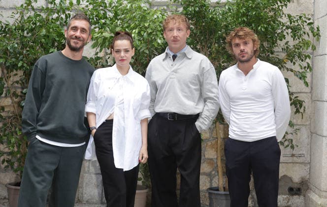 Olivier Pairoux, Roxane Mesquida, Eddy de Pretto, and Zacharie Chasseriaud at the Vigilante photocall during the 19th Angoulême French-Language Film Festival, France, on August 29, 2026. Coadic Guirec Bestimage. Vigilante photocall on Day Five of the 19th Angoulême French-Language Film Festival on August 29, 2026, in Angoulême, France.  Copyright: xCOADICxGUIRECx xBESTIMAGExCOADICxGUIRECx xBESTIMAGEx