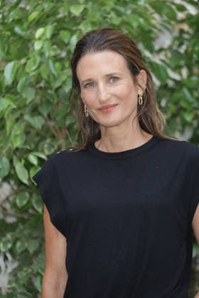 Camille Cottin at the Dix pour cent photocall during the 19th Angoulême Francophone Film Festival, France, on August 29, 2026 Coadic Guirec Bestimage *Dix pour cent* photocall during Day Five of the 19th Angoulême French-Language Film Festival on August 29, 2026 in Angoulême, France  Copyright: xCOADICxGUIRECx xBESTIMAGExCOADICxGUIRECx xBESTIMAGEx