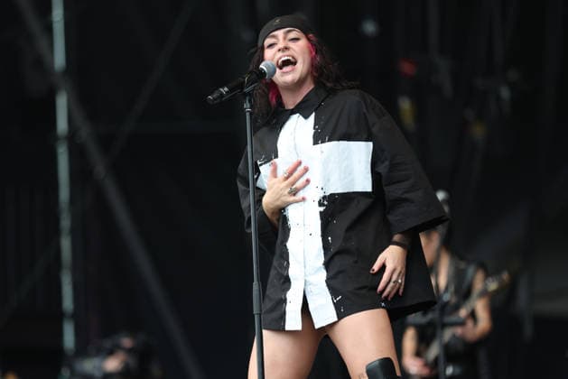 Beth McCarthy performs at Leeds Festival Beth McCarthy performs at Leeds Festival 2026, Bramham Park, Leeds, 29th August 2026, Credit:Mike Gray MIKE GRAY - B4227 Avalon  Copyright: xMikexGrayx xMIKExGRAYx-xB4227x xAvalonx 1129083259