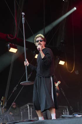 Antony Szmierek performs on stage at the Big Feastival Day 1 2026 held at the Alex James Farm Featuring: Antony Szmierek Where: Kingham, United Kingdom When: 28 Aug 2026 Credit: Alan West Cover Images EDITORIAL USE ONLY. NOT FOR USE BY NEWSPAPERS BASED IN THE UK. Copyright: xAlanxDxWestx coverimg55954487