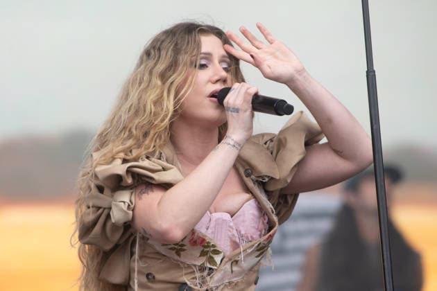 Slayyyter performs at Reading Festival 2026 Saturday - Little John s Farm, Reading, UK American Singer-songwriter Slayyyter (born Catherine Grace Garner) performs on the Grid Stage at Reading Festival 2026, Little John s Farm, Reading, England, UK on Saturday 29 August 2026., Credit:Justin Ng Avalon UK, England, Reading, Little John s Farm  Copyright: xJustinxNgx xAvalonx 1129099717