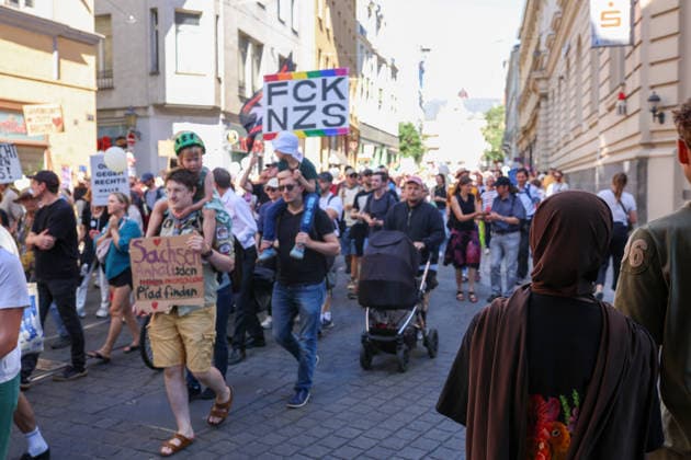 August 29, 2026, Halle, Saxony-Anhalt, Germany: Around 1,500 people attend a demonstration against the far-right Alternative for Germany (AfD) party in Halle, Saxony-Anhalt, Germany, amid the state election campaign. Halle Germany  - ZUMAc291 20260829_zip_c291_006 Copyright: xMariaxCastrox