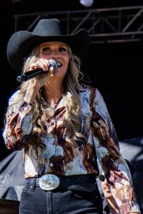 August 28, 2026, Edmonton, Alberta, Canada: Canadian Country Music Artist Kalsey Kulyk performs at Boots and Hearts West Country Music Festival..Kalsey Kulyk became the first artist to perform on the main stage at Boots and Hearts West in Edmonton Edmonton Canada - ZUMAs197 20260828_aaa_s197_350 Copyright: xRonxPalmerx