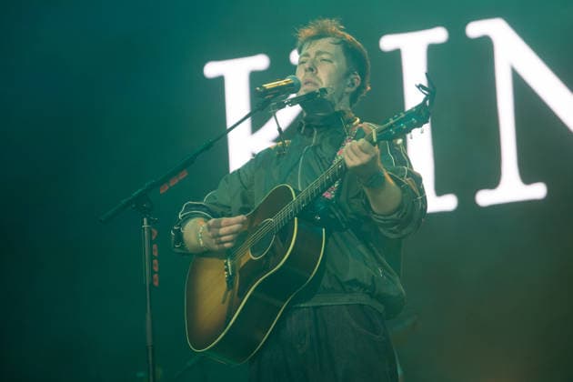 Kingfishr perform at Reading Festival 2026 Saturday - Little John s Farm, Reading, UK Lead singer Eddie Keogh of Irish indie folk band Kingfishr performs on The Gallery Stage at Reading Festival 2026, Little John s Farm, Reading, England, UK on Saturday 29 August 2026., Credit:Justin Ng Avalon UK, England, Reading, Little John s Farm  Copyright: xJustinxNgx xAvalonx 1129177057