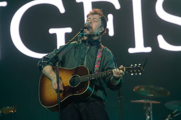 Kingfishr perform at Reading Festival 2026 Saturday - Little John s Farm, Reading, UK Lead singer Eddie Keogh of Irish indie folk band Kingfishr performs on The Gallery Stage at Reading Festival 2026, Little John s Farm, Reading, England, UK on Saturday 29 August 2026., Credit:Justin Ng Avalon UK, England, Reading, Little John s Farm  Copyright: xJustinxNgx xAvalonx 1129177107