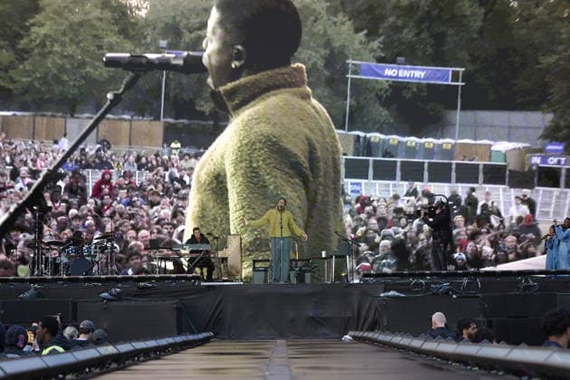 Performances at All Points East 2026 Day 5 held at the Victoria Park Featuring: Daniel Caesar Where: London, United Kingdom When: 29 Aug 2026 Credit: Alan West Cover Images EDITORIAL USE ONLY. NOT FOR USE BY NEWSPAPERS BASED IN THE UK. Copyright: xx coverimg55956220