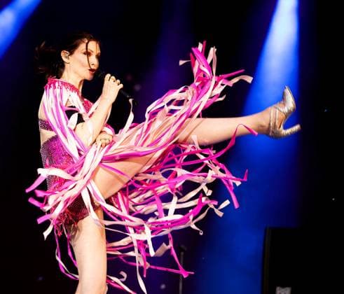 Sophie Ellis-Bextor performing at Carfest 2026 Sophie Ellis-Bextor performing at Carfest 2026 Sliverstone, Northampton England 28.08.26. 28 Aug 2026 Pictured: Sophie Ellis-Bextor performing at Carfest 2026 Sliverstone, Northampton England 28.08.26.  Copyright: xThexMegaxAgencyxMEGAx
