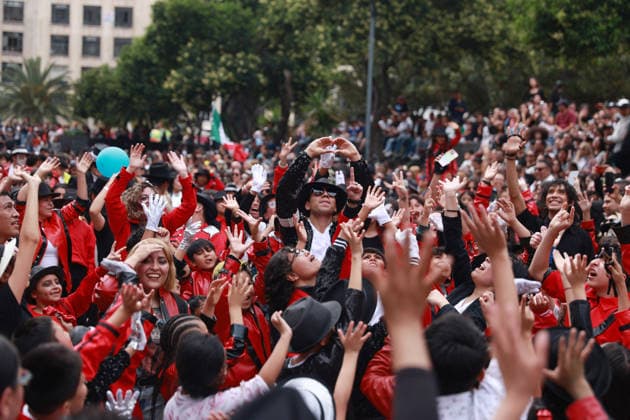 ?Massive Michael Jackson Thriller Dance Tribute MEXICO CITY, MEXICO - AUGUST 29: Fans of Michael Jackson take part in a massive Thriller dance tribute, at the Monument to the Revolution, in Mexico City, Mexico on August 29, 2026. ?Hundreds of fans gathered dressed as the legendary American singer, known as the King of Pop, to perform the iconic choreography and celebrate what would have been his 68th birthday. Daniel Cardenas Anadolu Mexico City Mexico. Editorial use only. Please get in touch for any other usage.  Copyright: x2026xAnadoluxDanielxCardenasx