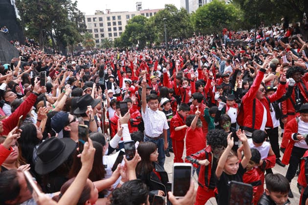 ?Massive Michael Jackson Thriller Dance Tribute MEXICO CITY, MEXICO - AUGUST 29: Fans of Michael Jackson take part in a massive Thriller dance tribute, at the Monument to the Revolution, in Mexico City, Mexico on August 29, 2026. ?Hundreds of fans gathered dressed as the legendary American singer, known as the King of Pop, to perform the iconic choreography and celebrate what would have been his 68th birthday. Daniel Cardenas Anadolu Mexico City Mexico. Editorial use only. Please get in touch for any other usage.  Copyright: x2026xAnadoluxDanielxCardenasx