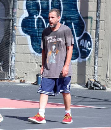 Adam Sandler playing basketball in New York Actor Adam Sandler is playing basketball with friends in New York on August 29, 2026. Adam will turn 60 years old on September 9th. Photo by Dylan Travis ABACAPRESS.COM New York NY  Copyright: xDylanxTravis ABACAx