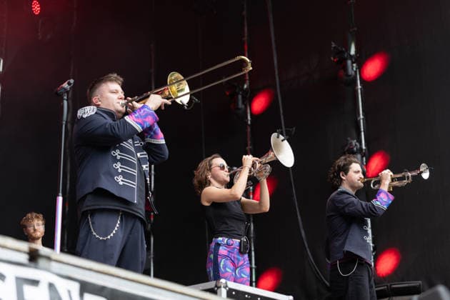 Druckluft at the Oh wie schön Festival on the Kunst Rasen in Bonn, August 29, 2026. The Bonn-based brass and performance band Druckluft during an open-air live performance on the Kunst Rasen in Bonn, Bonn, Gronau, North Rhine-Westphalia, Germany Copyright: xMarcxJohnx