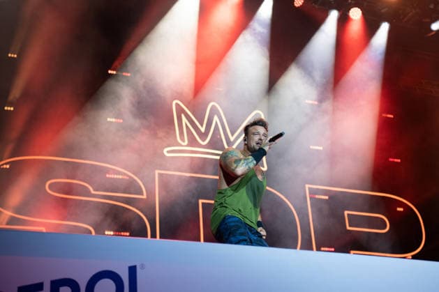 German singer Dag Alexis Kopplin of the band SDP during his performance at the Superbloom Festival in Munich s Olympic Park on August 29, 2026; Munich Olympic Park, Bavaria, Germany