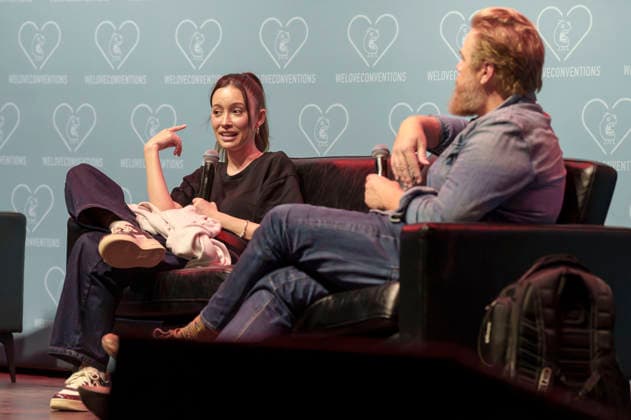 Christian Serratos and Josh McDermitt at the German Walker Con 2026 at the Turbinenhalle in Oberhausen, August 29, 2026 Foto:xN.xKolinzx xFuturexImagex walker_con_6858