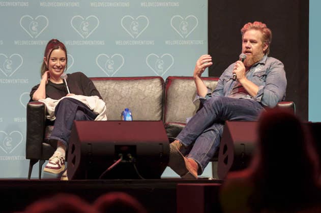 Christian Serratos and Josh McDermitt at the German Walker Con 2026 at the Turbinenhalle in Oberhausen, August 29, 2026 Foto:xN.xKolinzx xFuturexImagex walker_con_6862