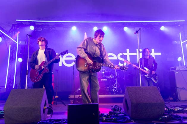 Guest List perform at Leeds Festival Indie band Guest List perform at Leeds Festival, Bramham Park, Leeds, 29th August 2026, Credit:Mike Gray MIKE GRAY - B4227 Avalon  Copyright: xMikexGrayx xMIKExGRAYx-xB4227x xAvalonx 1129202983