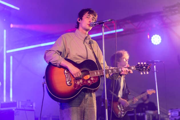 Guest List perform at Leeds Festival Indie band Guest List perform at Leeds Festival, Bramham Park, Leeds, 29th August 2026, Credit:Mike Gray MIKE GRAY - B4227 Avalon  Copyright: xMikexGrayx xMIKExGRAYx-xB4227x xAvalonx 1129202989