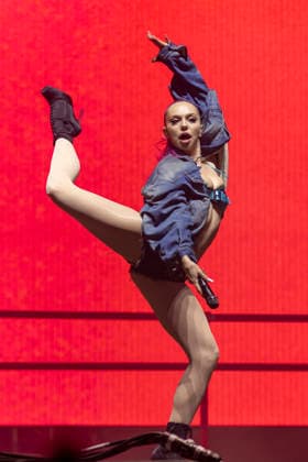 Adela performs at Leeds Festival Slovak singer-songwriter and dancer Adela (AdÃ la Jergova) performs at Leeds Festival, Bramham Park, Leeds 29th August 2026, Credit:Mike Gray MIKE GRAY - B4227 Avalon  Copyright: xMikexGrayx xMIKExGRAYx-xB4227x xAvalonx 1129199429