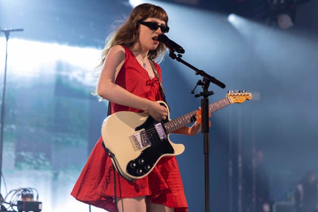 Florence Road perform at Leeds Festival Lily Aron of Florence Road performs at Leeds Festival, Bramham Park, Leeds, 29th August 2026, Credit:Mike Gray MIKE GRAY - B4227 Avalon  Copyright: xMikexGrayx xMIKExGRAYx-xB4227x xAvalonx 1129200259