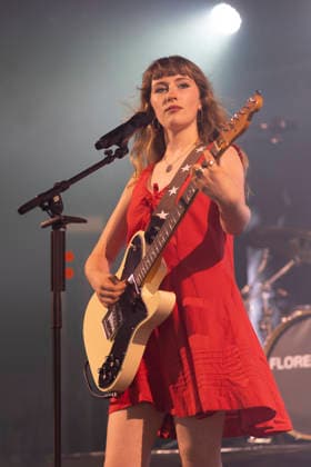 Florence Road perform at Leeds Festival Lily Aron of Florence Road performs at Leeds Festival, Bramham Park, Leeds, 29th August 2026, Credit:Mike Gray MIKE GRAY - B4227 Avalon  Copyright: xMikexGrayx xMIKExGRAYx-xB4227x xAvalonx 1129200266