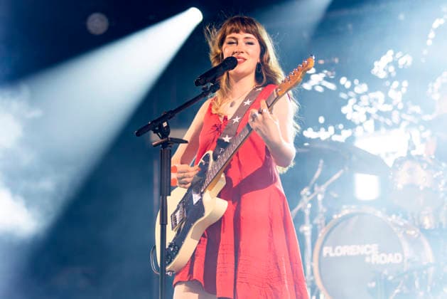 Florence Road perform at Leeds Festival Lily Aron of Florence Road performs at Leeds Festival, Bramham Park, Leeds, 29th August 2026, Credit:Mike Gray MIKE GRAY - B4227 Avalon  Copyright: xMikexGrayx xMIKExGRAYx-xB4227x xAvalonx 1129200318