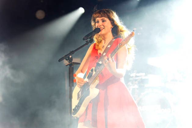 Florence Road perform at Leeds Festival Lily Aron of Florence Road performs at Leeds Festival, Bramham Park, Leeds, 29th August 2026, Credit:Mike Gray MIKE GRAY - B4227 Avalon  Copyright: xMikexGrayx xMIKExGRAYx-xB4227x xAvalonx 1129200328