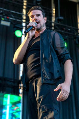 Raul live at the Conciertos de La Muralla in the Huerta del Obispo, Alcalá de Henares, August 28, 2026 Foto:xDyDxFotografosx xFuturexImagex muralla_6809