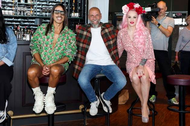 ABB HERZKICKEN: Jorge Gonzalez, Holger Stanislawski, and Belle La Donna at the press conference for the Kicken mit Herz charity event at Restaurant Karo Paul in the Bunker, Feldstrasse 27, AUGUST 2026, in Hamburg, Germany