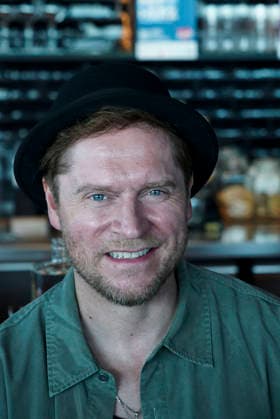 CNTV HERZKICKEN: Johannes Oerding at the press conference for the Charity Kicken mit Herz event at Restaurant Karo Paul im Bunker, Feldstrasse 27, AUGUST 2026, in Hamburg, Hamburg, Germany