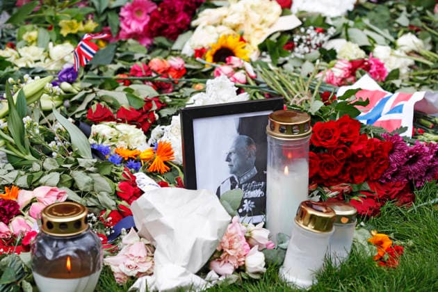 King Harald has passed away Tromsø 20260830 Flowers at Tromsø Cathedral in memory of King Harald Photo: Rune Stoltz Bertinussen, NTB, Tromsø, Norway Jv87a9tjbs EDITORIAL USE ONLY Ref BNC Jv87a9tjbs jpg  Copyright: xRunexStoltzxBertinussenx xNTBx