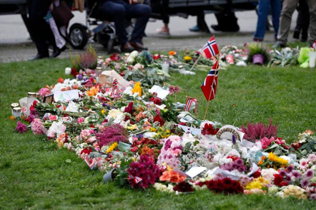 King Harald V has died in Tromsø on August 30, 2026. Flowers at Tromsø Cathedral in memory of King Harald. Photo by Rune Stoltz Bertinussen, NTB, Tromsø, Norway. 5ctnWTO1R4U. EDITORIAL USE ONLY. Ref: BNC5ctnWTO1R4U jpg  Copyright: xRunexStoltzxBertinussenx xNTBx
