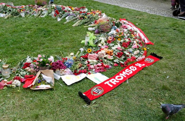 King Harald V has died in Tromsø on August 30, 2026. Flowers at Tromsø Cathedral in memory of King Harald. Photo by Rune Stoltz Bertinussen, NTB, Tromsø, Norway. AfaslRMB05k. EDITORIAL USE ONLY. Ref. BNCAfaslRMB05k jpg  Copyright: xRunexStoltzxBertinussenx xNTBx