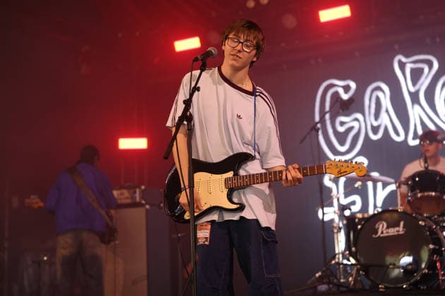 Garage Flower perform at Leeds Festival Nathan Whitehead of indie band Garage Flower performs at Leeds Festival, Bramham Park, Leeds, 30th August 2026, Credit:Mike Gray MIKE GRAY - B4227 Avalon  Copyright: xMikexGrayx xMIKExGRAYx-xB4227x xAvalonx 1129290231