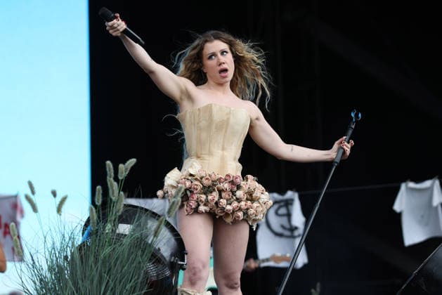 Slayyyter performs at Leeds Festival Slayyyter performs at Leeds Festival 2026, Bramham Park, Leeds, 30th August 2026, Credit:Mike Gray MIKE GRAY - B4227 Avalon  Copyright: xMikexGrayx xMIKExGRAYx-xB4227x xAvalonx 1129296614