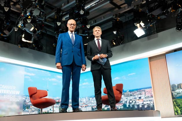 ARD-Sommerinterview, Bundeskanzler, Friedrich Merz Berlin, ARD-Sommerinterview, Bundeskanzler, Friedrich Merz, CDU, Moderator, Markus Preiß, ARD-Hauptstadtstudio Berlin Berlin GER *** ARD Summer Interview, Federal Chancellor, Friedrich Merz, Berlin, ARD Summer Interview, Federal Chancellor, Friedrich Merz, CDU, Host, Markus Preiß, ARD Berlin Capital Studio, Berlin, GER