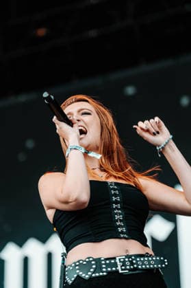 Mackenzie at Victorious Fesitval Portsmouth 30 Aug 2026 Mackenzie opens up the final day of Victorious Festival Southsea Portsmouth 30 Aug 2026, Credit:commonlight James Boughton Avalon  Copyright: xcommonlightx xJamesxBoughtonx xAvalonx 1129334726