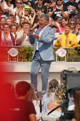 ZDF Fernsehgarten 2026: Semino Rossi at the ZDF Fernsehgarten, themed Schlager Party, on August 30, 2026, in Mainz, Rhineland-Palatinate, Germany