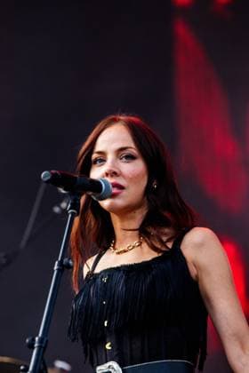 August 29, 2026, Edmonton, Alberta, Canada: Mackenzie Porter of the Country Music group Thelma & James, performs at Boots and Hearts West Country Music Festival..The Country Music group Thelma & James, a husband-and-wife duo of Mackenzie Porter and Jake Etheridge, performs at Boots and Hearts West Country Music Festival. The Duo just completed a tour run supporting the Luke CombsÃ¢â‚¬Ëœ stadium My Kinda Saturday Night Tour Edmonton Canada - ZUMAs197 20260829_aaa_s197_589 Copyright: xRonxPalmerx