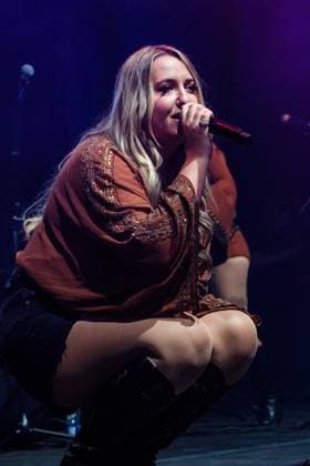 August 29, 2026, Edmonton, Alberta, Canada: Canadian Country Music singer-songwriter Taylor-Rae performs at Boots and Hearts West Country Music Festival..Canadian Country Music singer-songwriter Taylor-Rae performs at Boots and Hearts West Country Music Festival in Edmonton - Aug 29, 2026 Edmonton Canada - ZUMAs197 20260829_aaa_s197_609 Copyright: xRonxPalmerx