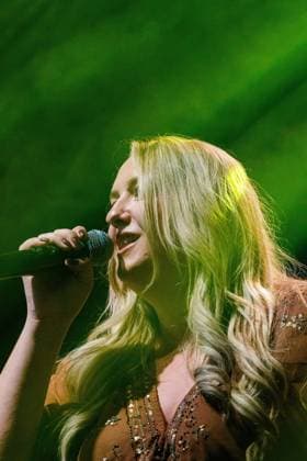 August 29, 2026, Edmonton, Alberta, Canada: Canadian Country Music singer-songwriter Taylor-Rae performs at Boots and Hearts West Country Music Festival..Canadian Country Music singer-songwriter Taylor-Rae performs at Boots and Hearts West Country Music Festival in Edmonton - Aug 29, 2026 Edmonton Canada - ZUMAs197 20260829_aaa_s197_611 Copyright: xRonxPalmerx