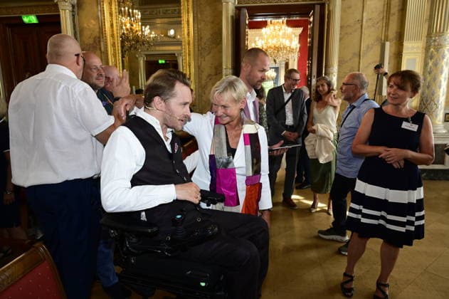 Samuel Koch and Kirsten Fehrs at the 27th presentation of the prestigious Erich Kästner Prize to Samuel Koch by the Dresden Press Club at Albrechtsberg Castle in Dresden, August 30, 2026 Copyright: xMatthiasxWehnertx