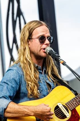 August 29, 2026, Edmonton, Alberta, Canada: CCMA award winner Mitch Jay supporting Canadian Country Music singer-songwriter and producer Brock Phillips performs at Boots and Hearts West Country Music Festival..Brock Phillips performs at the Boots and Hearts West Music Festival in Edmonton, Canada - 29 Aug 2026 Edmonton Canada - ZUMAs197 20260829_aaa_s197_667 Copyright: xRonxPalmerx