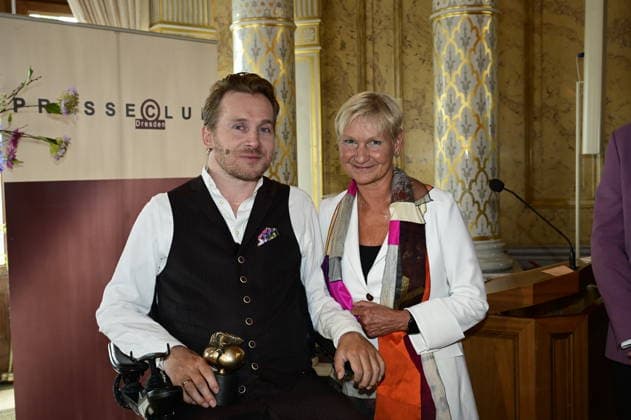 Samuel Koch and Kirsten Fehrs at the 27th presentation of the prestigious Erich Kästner Prize to Samuel Koch by the Dresden Press Club at Albrechtsberg Castle in Dresden, August 30, 2026 Copyright: xMatthiasxWehnertx