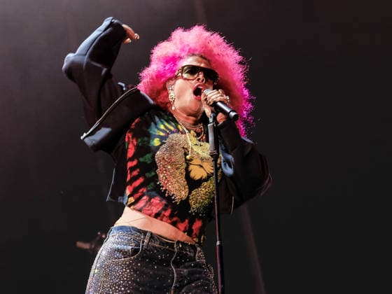 August 30, 2026, Southsea, Hampshire, United Kingdom: American singer and songwriter Kelis Rogers professionally known as Kelis, performing live on stage at Victorious Festival. Kelis won the Brit Award for International Breakthrough Act and the NME Award for Best R&B and soul in 2012 Southsea United Kingdom - ZUMAs197 20260830_aaa_s197_391 Copyright: xDawnxFletcher-Parkx
